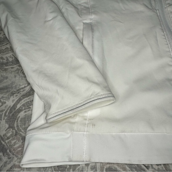 Lululemon Athletica Zip up white jacket / running / breathable holes Size 8 - Picture 14 of 16